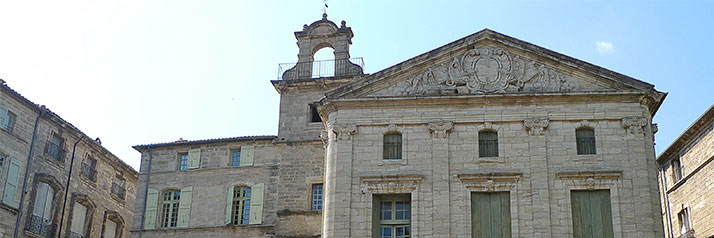 Place Gambetta Pezenas