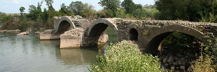 Pont romain Saint-Thibéry